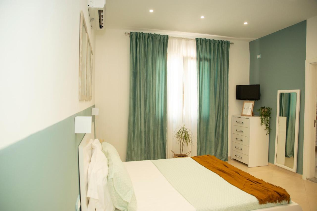 Toni'S Studios Vlorë Buitenkant foto