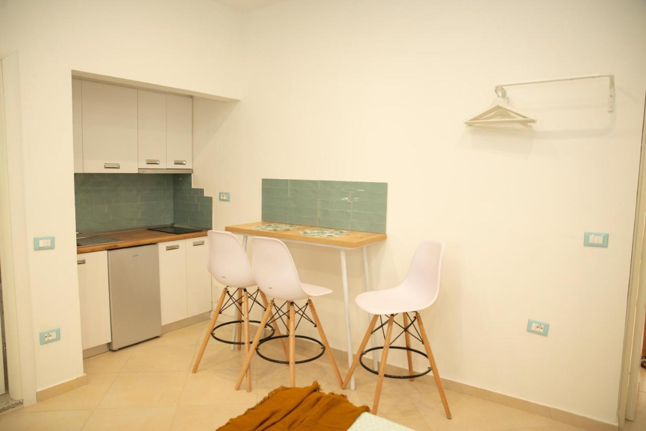 Toni'S Studios Vlorë Buitenkant foto