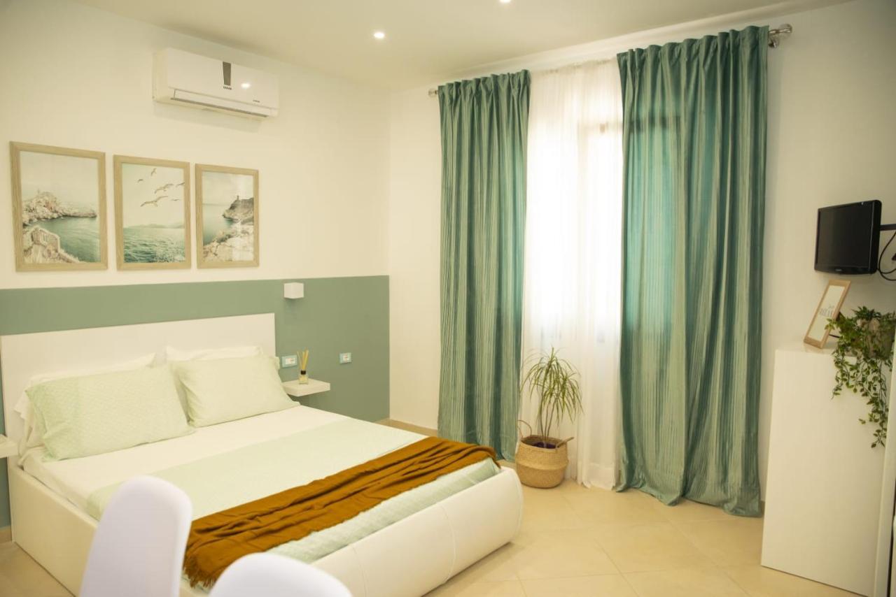 Toni'S Studios Vlorë Buitenkant foto