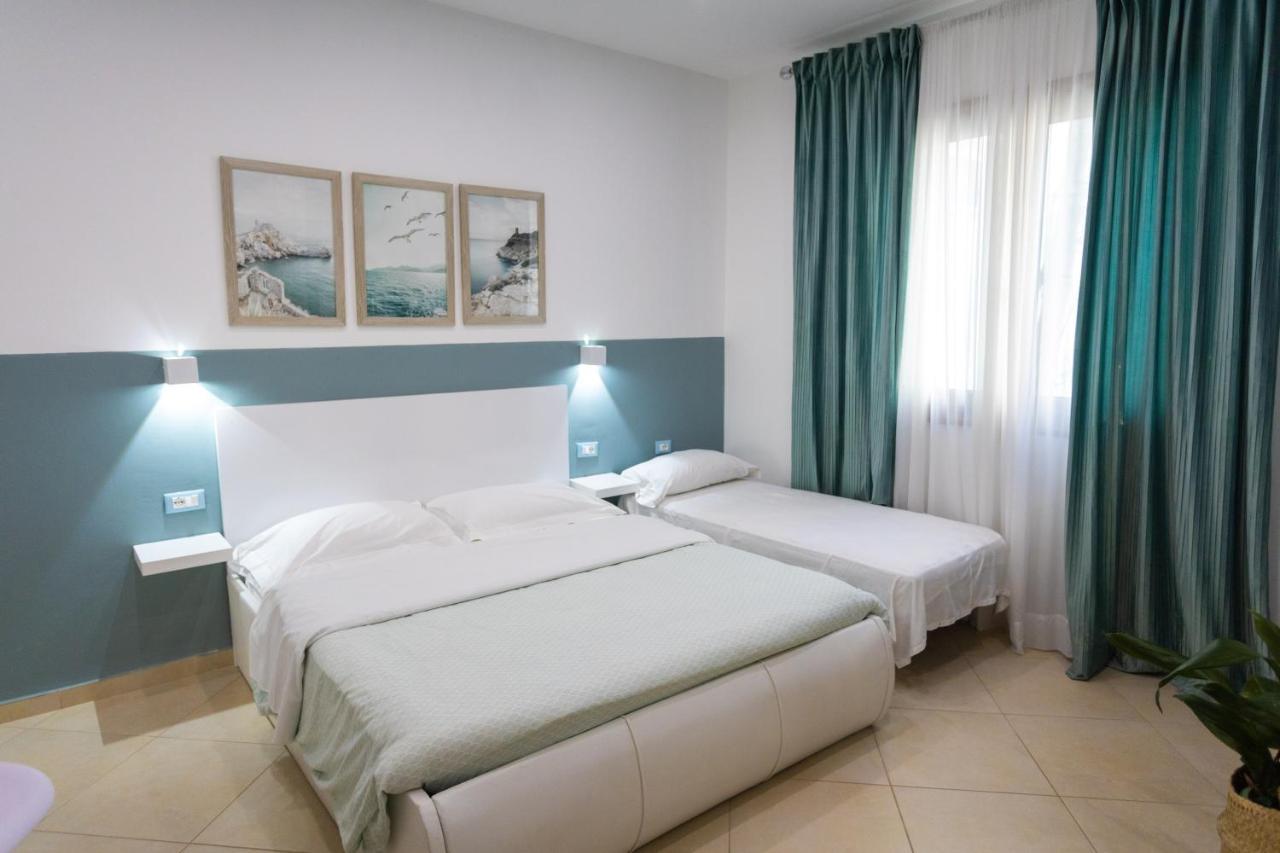 Toni'S Studios Vlorë Buitenkant foto