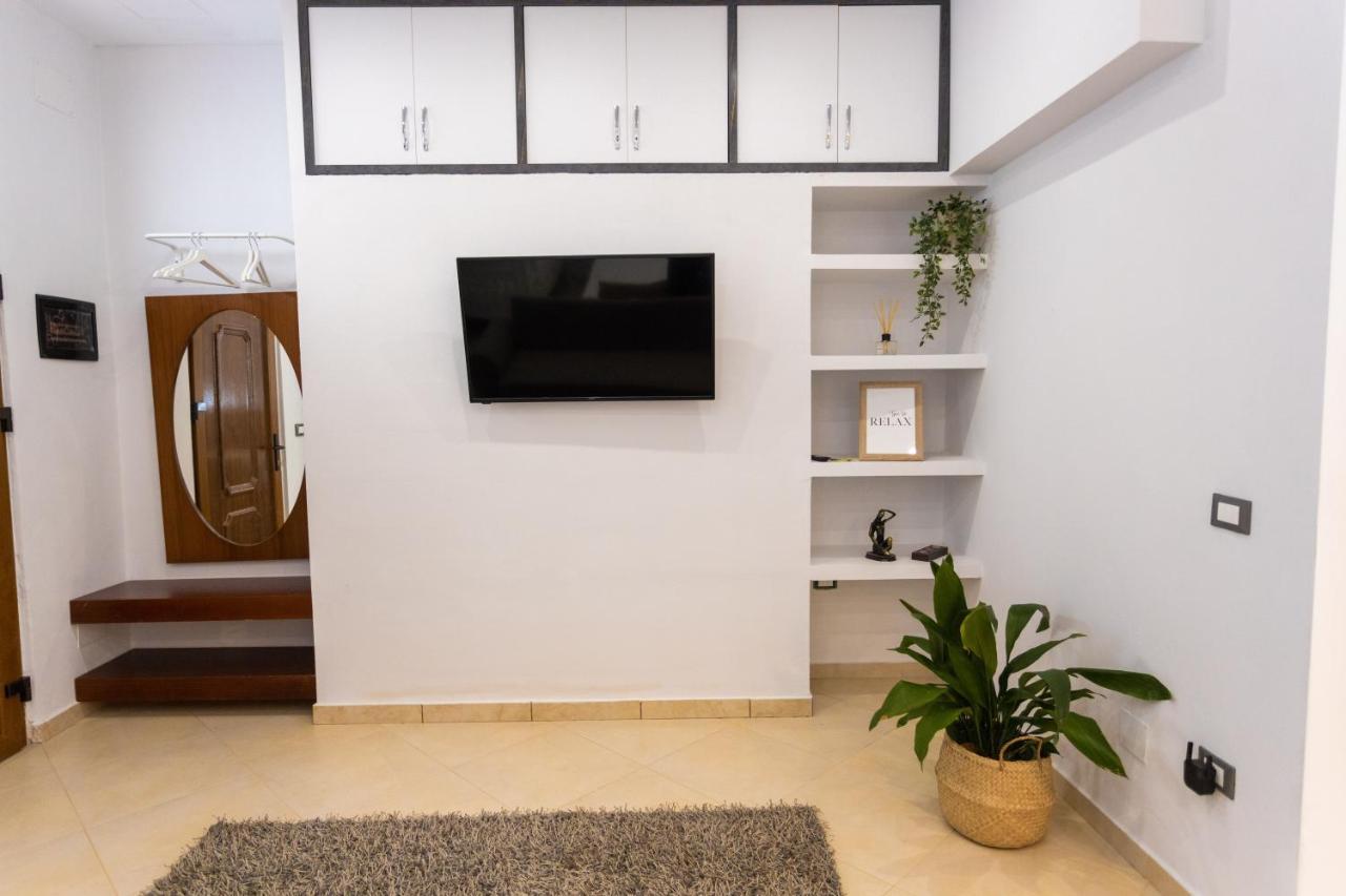 Toni'S Studios Vlorë Buitenkant foto